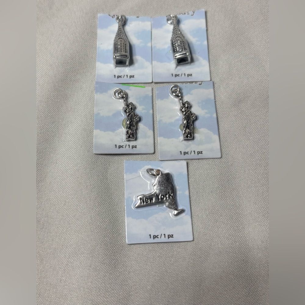 5 New NYC Halcraft Charm Gallery Pendant Jewelry Making Charms